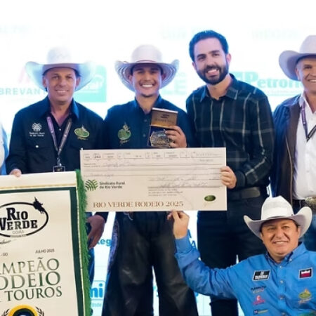 Rio Verde consagra campeão do Melhor Rodeio em Touros do Brasil