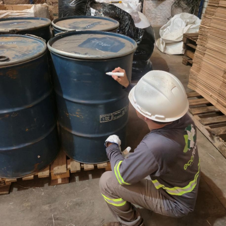 Combate ao mercado clandestino de agrotóxicos avança no país